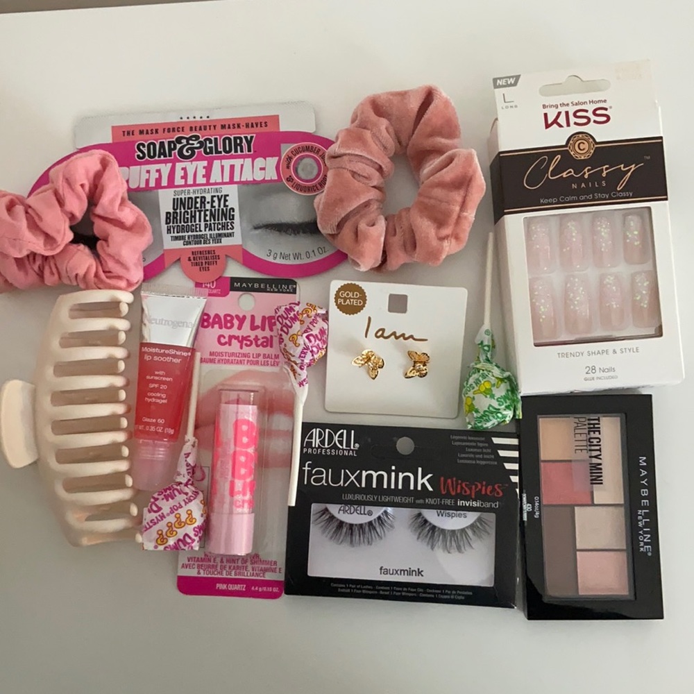 Mystery bundle
